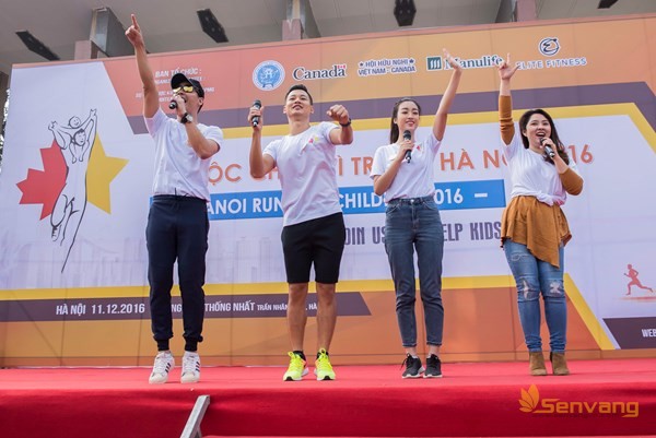 Hoa hậu Mỹ Linh rạng rỡ chạy bộ vì trẻ em