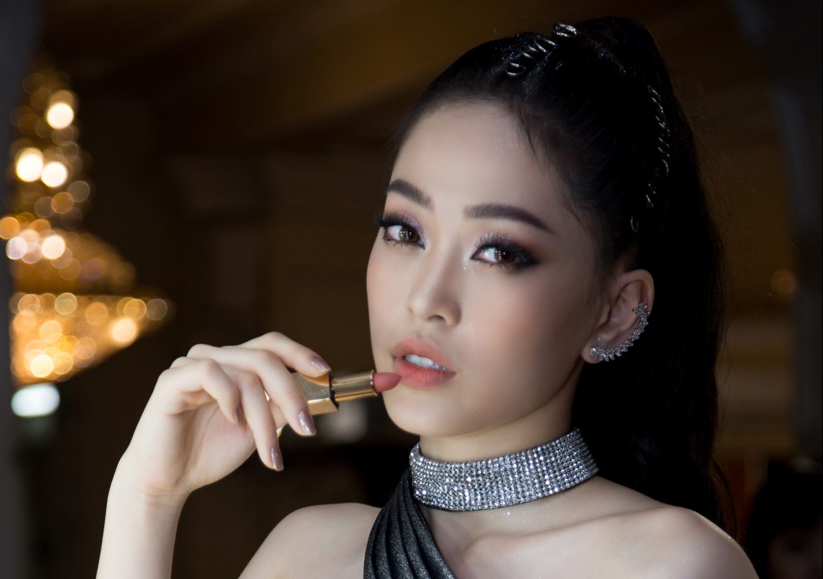 Son môi 2BE – Chinh phục sự khó tính của các Hoa Hậu, người đẹp Việt