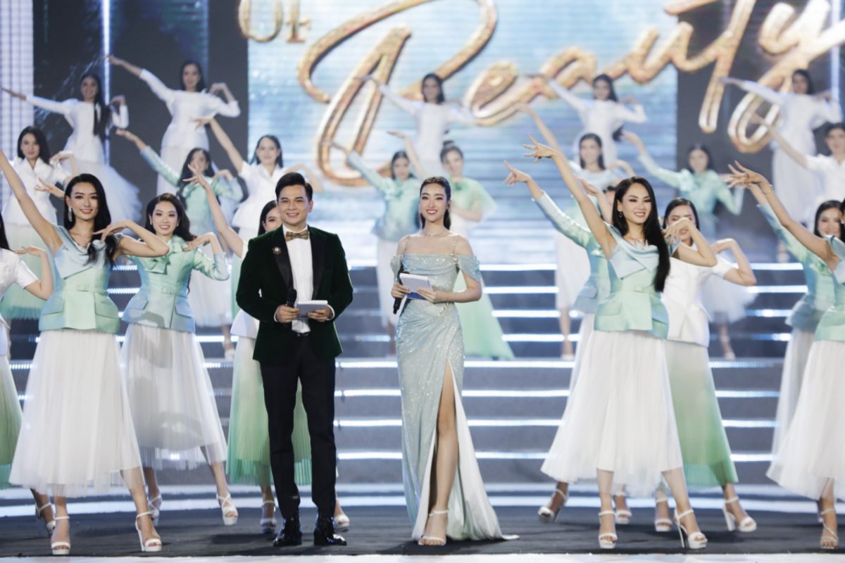 Miss World Vietnam mở màn rộn ràng, điểm hấp dẫn nằm ngay sau phần thi áo dài